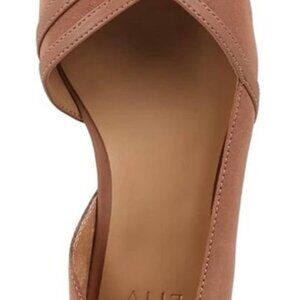 Naturalizer Flat - Size 6M, Color Barlow Hazelnut